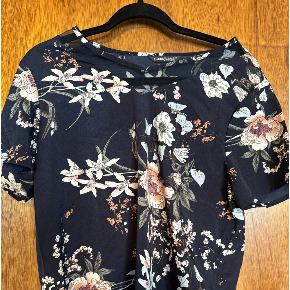 SHEIN top